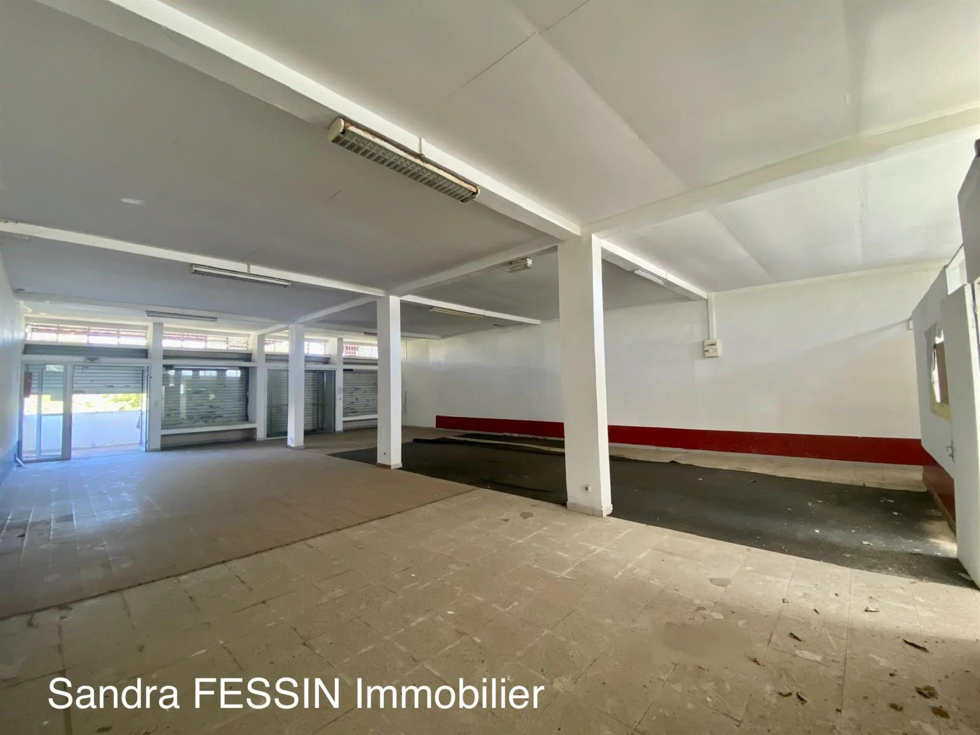 For Sale – Condominium building with high potential – Saint-Benoît (97470)