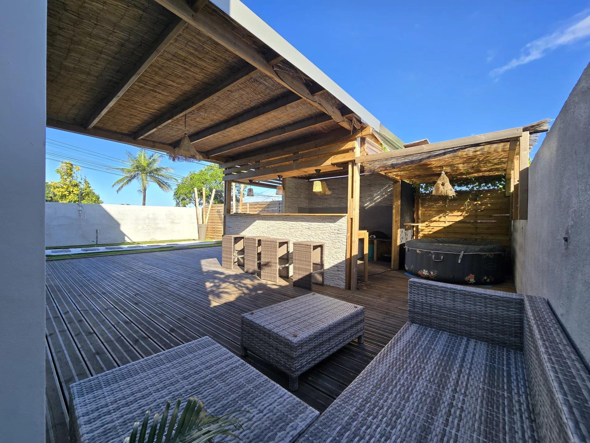 New luxury contemporary F4 villa