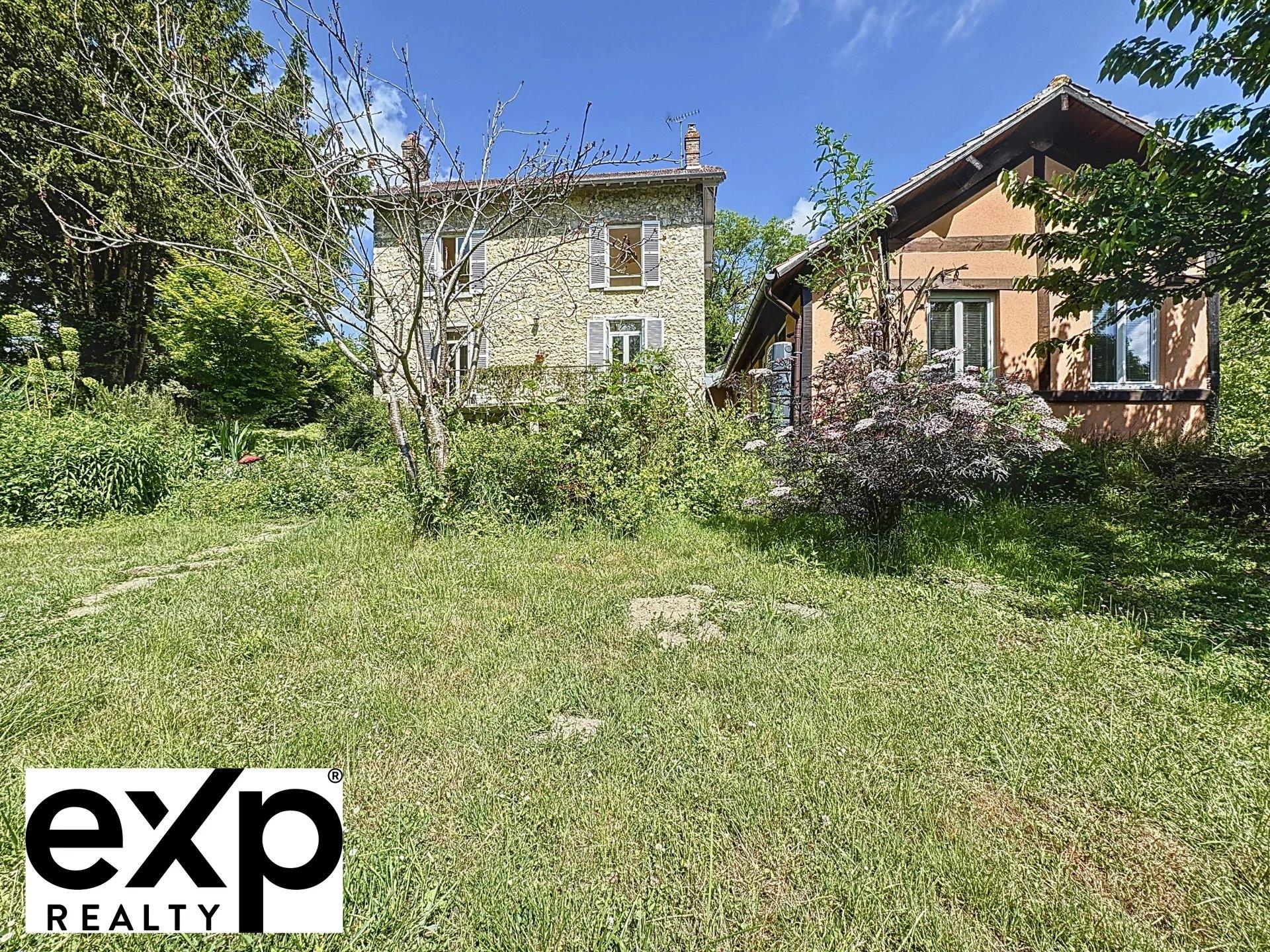 Charming Property in Giverny, blending History and Nature