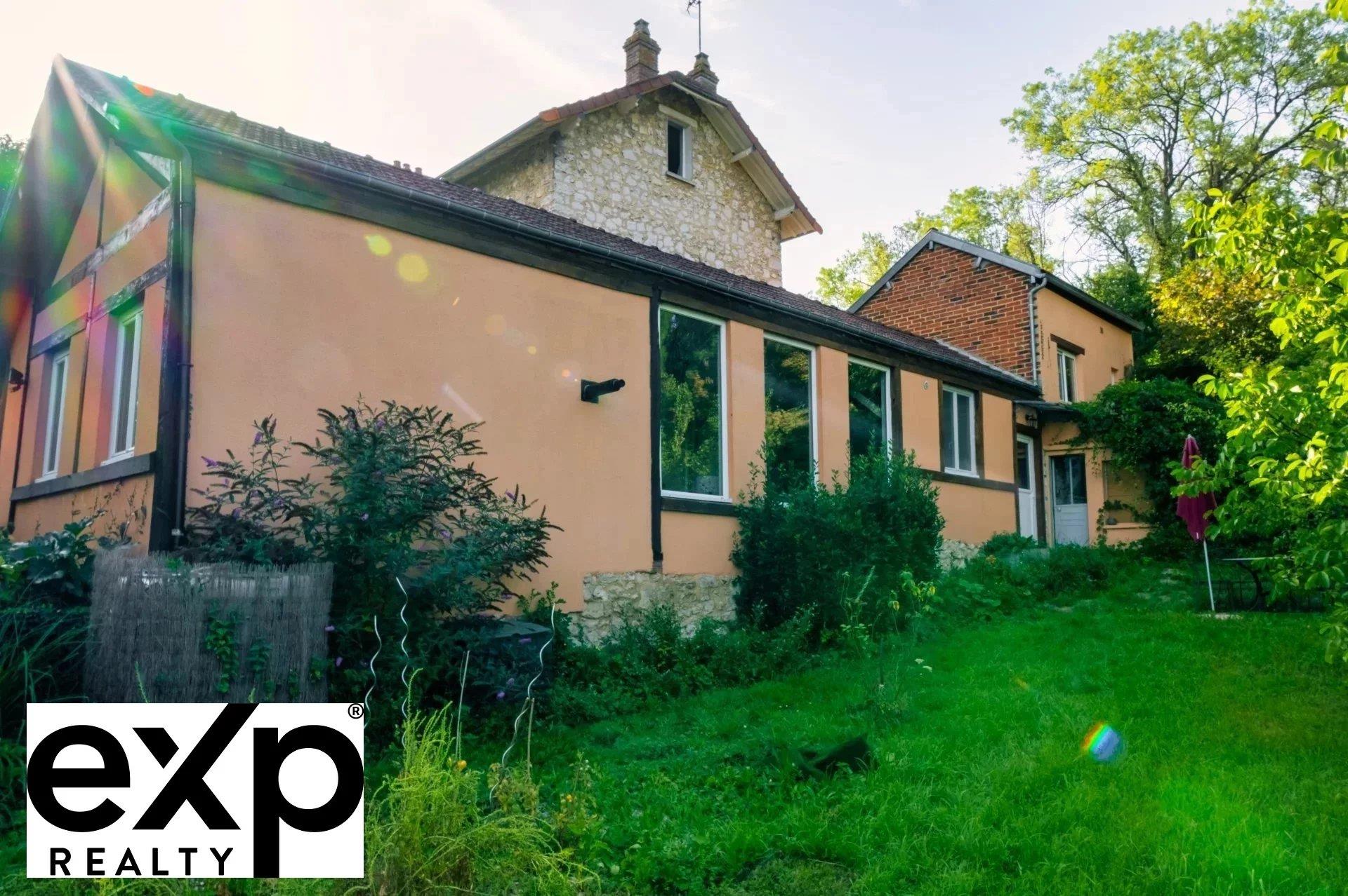 Charming Property in Giverny, blending History and Nature