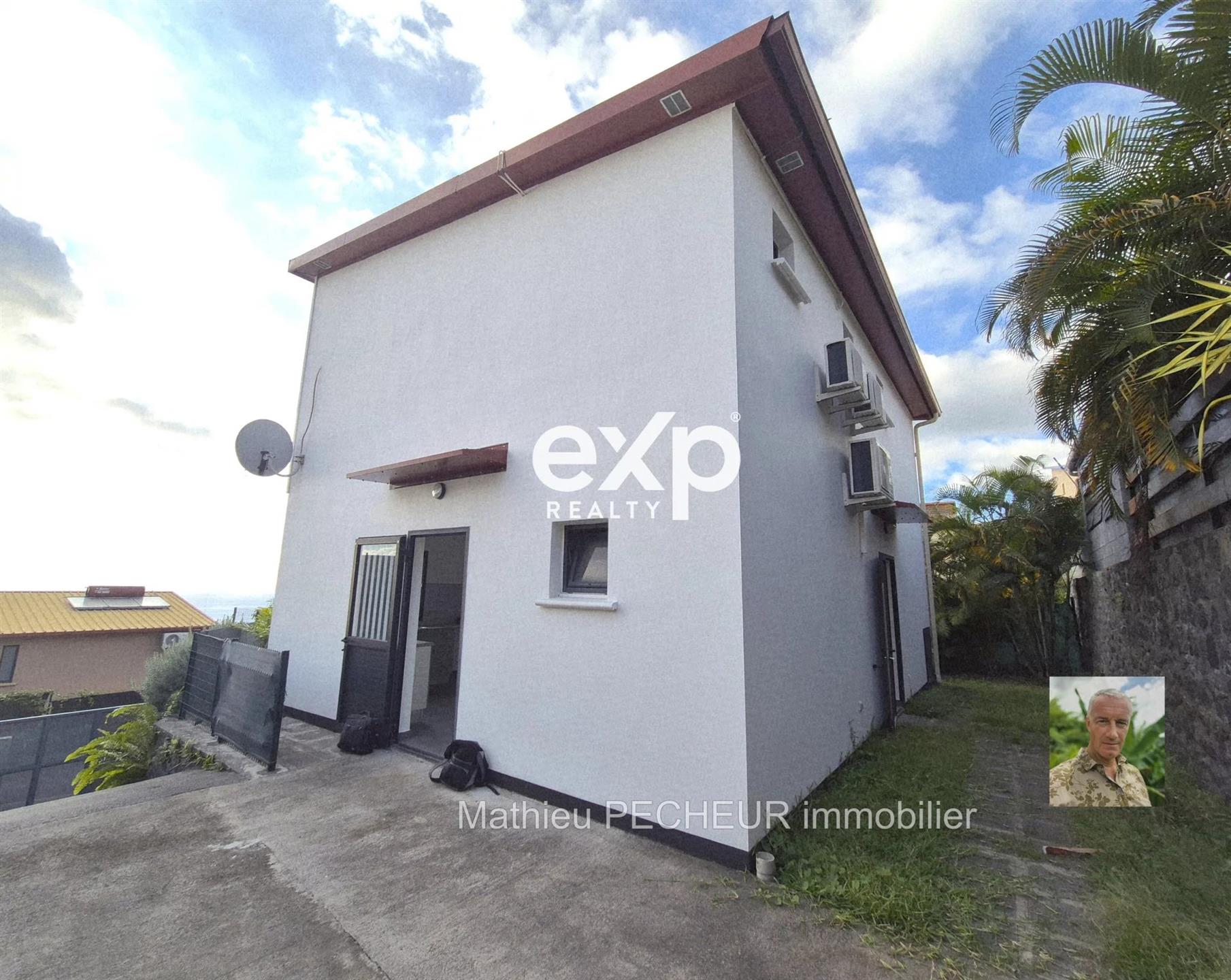 La Possession / Ste Therese/ House F4 of 111 m2