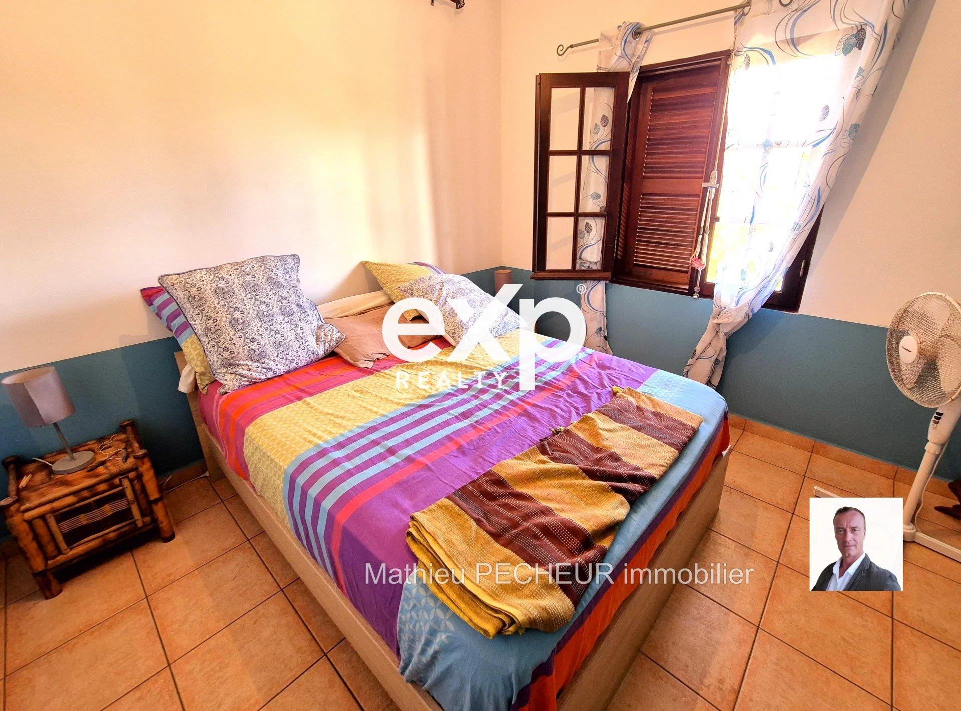 Le Port / House F5 (4 bedrooms) /128 m2 living space approximately