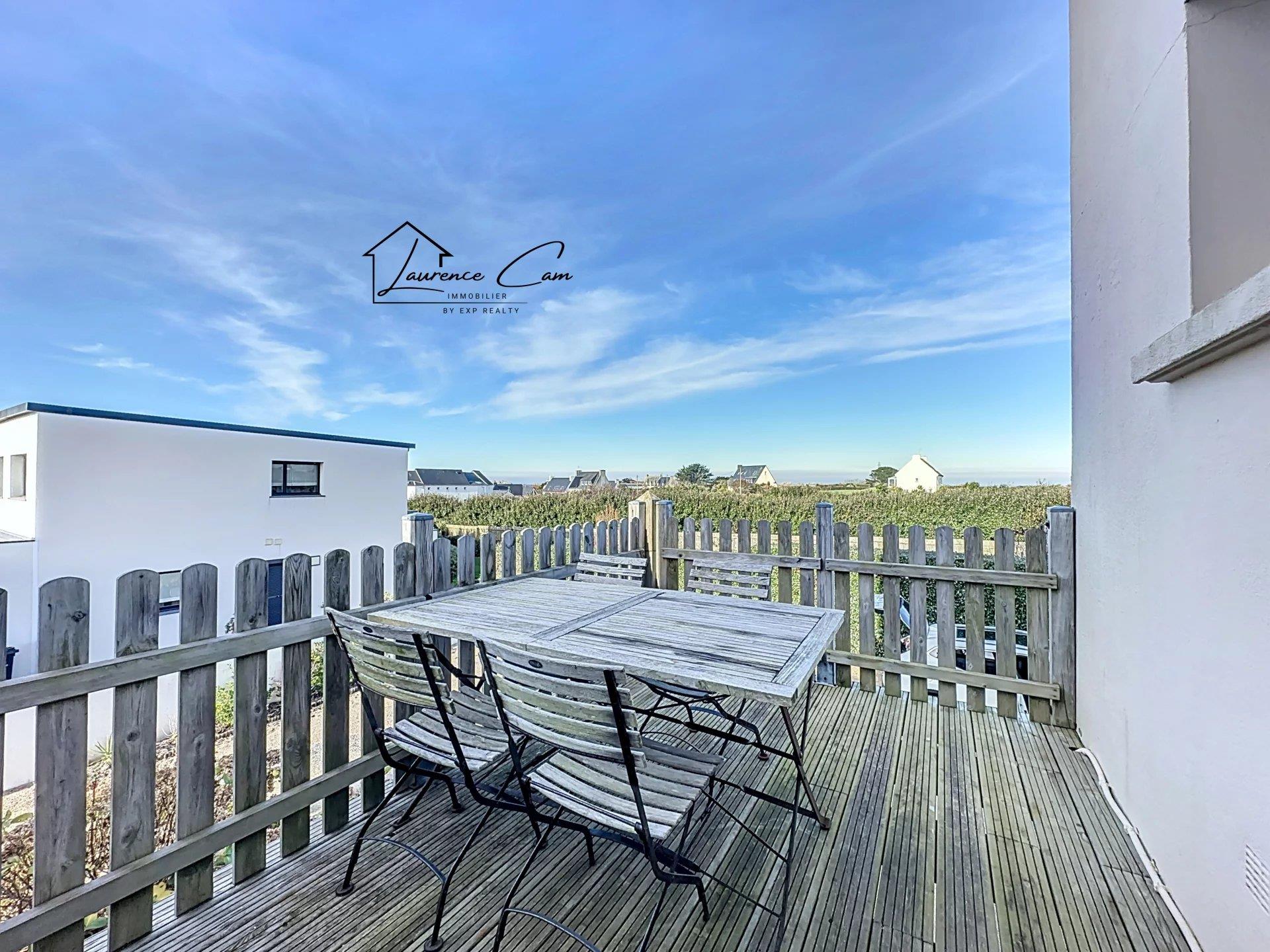Single-property with 4 apartments – Sea view – Lilia Plouguerneau