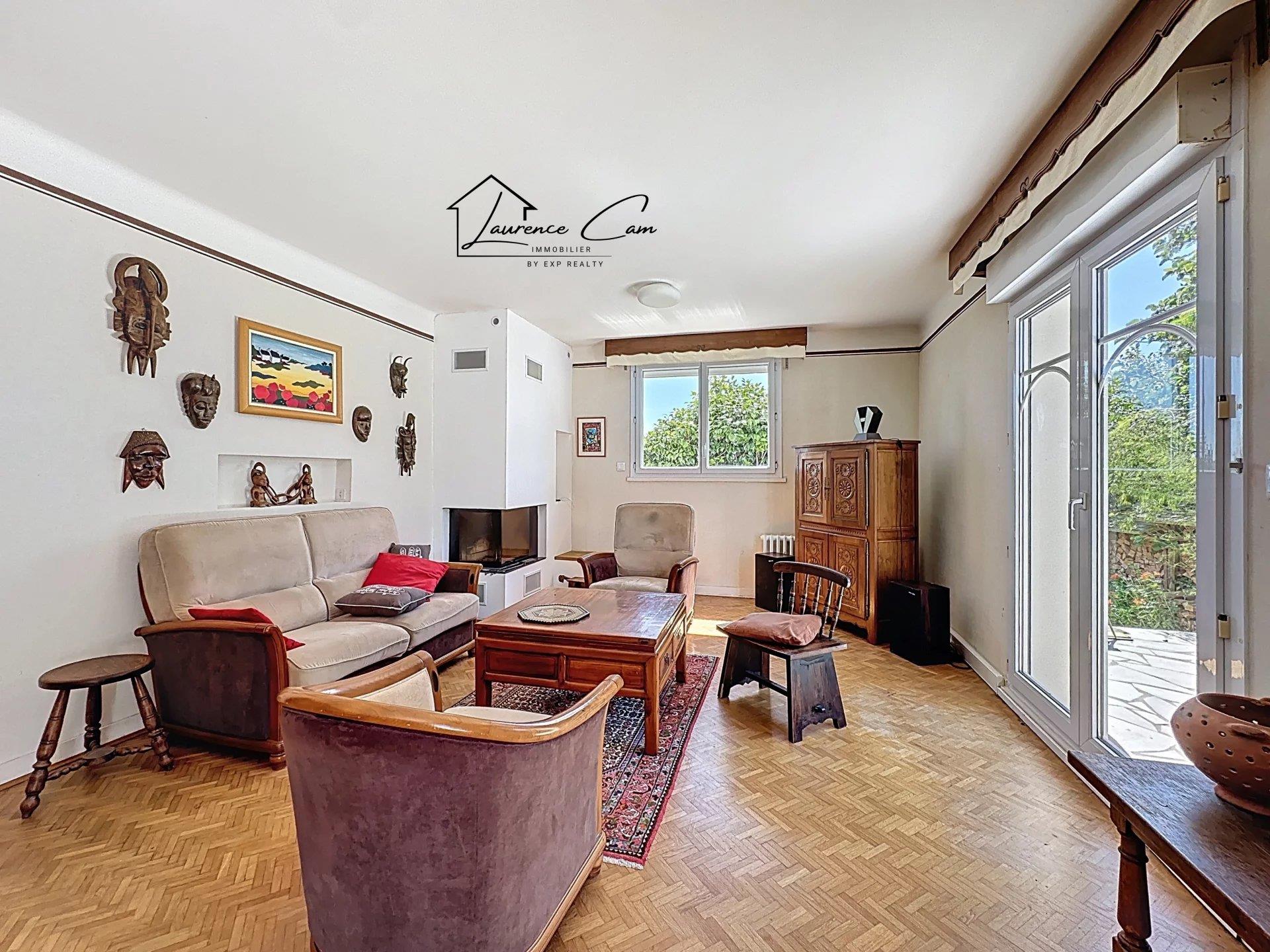 Charming house in Landéda – Single-storey living, generous volumes a stone's throw from the Aber Wr