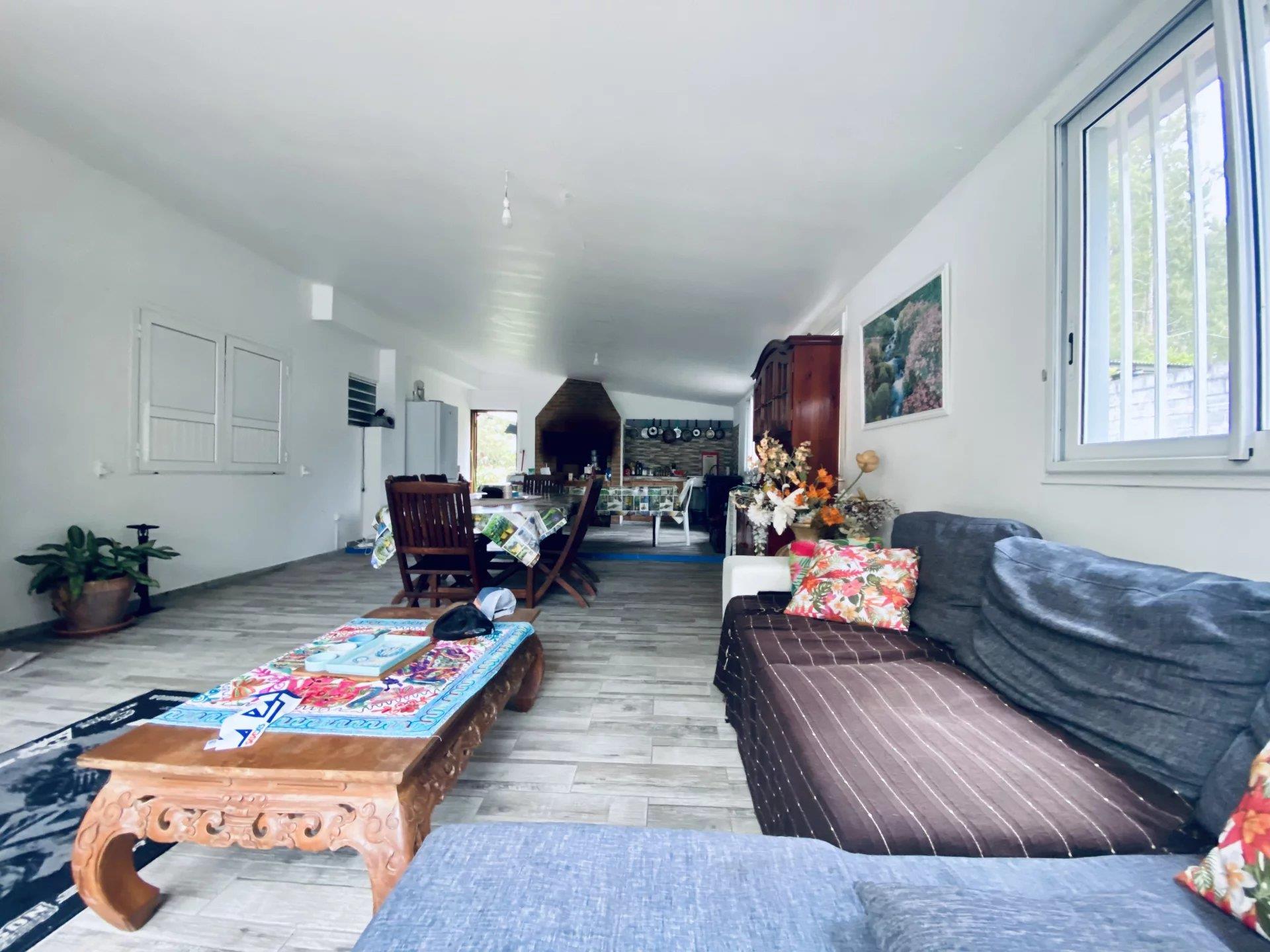 Spacious 6-room house in La Plaine-des-Palmistes