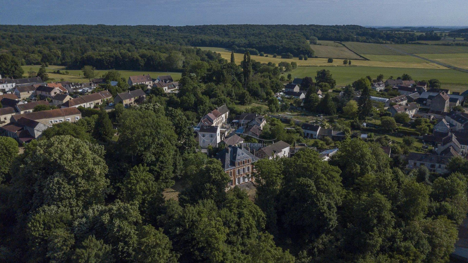 Propriété de charme très proche de Paris
