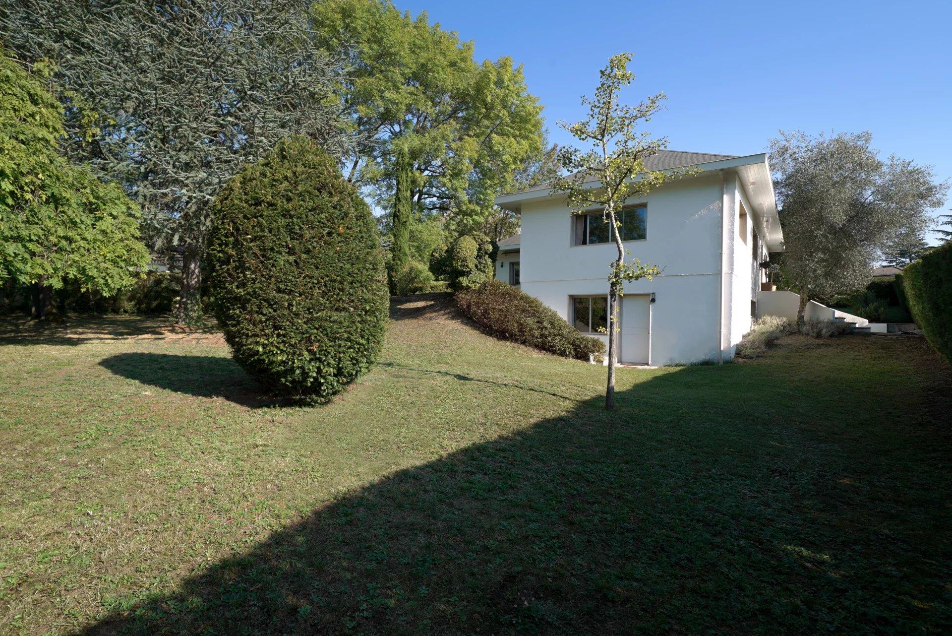 Maison d'exception à Charbonnières-les-Bains
