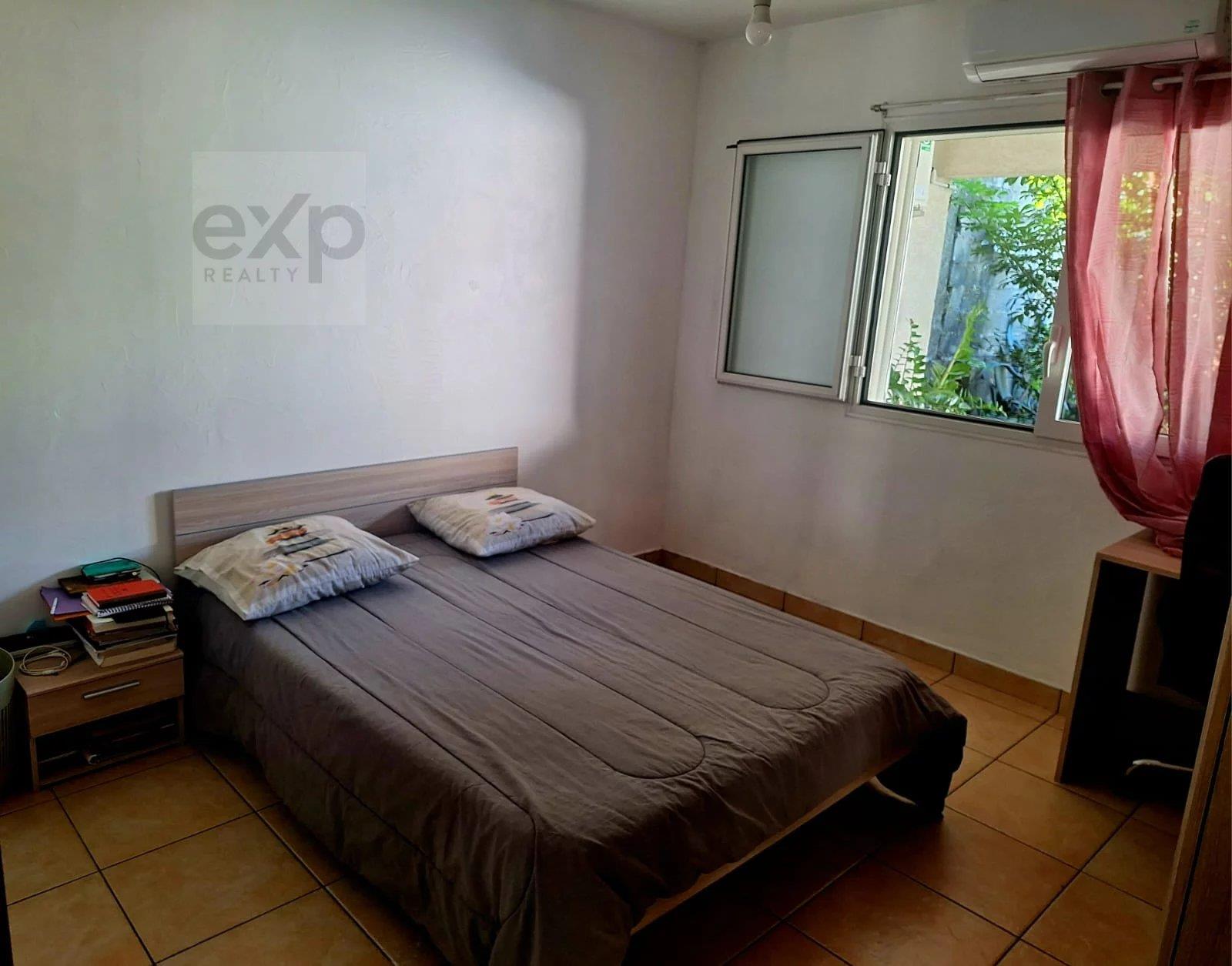 4/5-Bedroom House with Pool – Downtown Le Tampon