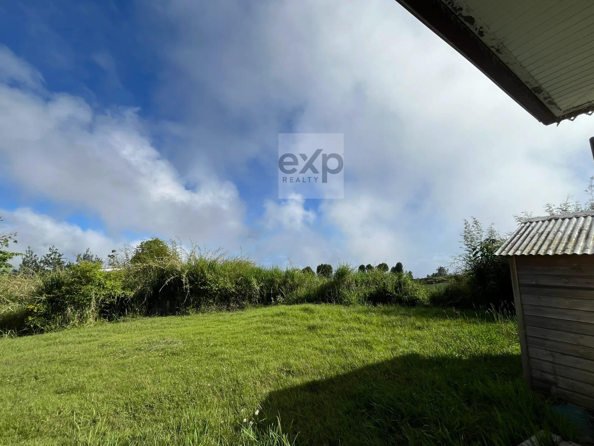 For Sale - Stunning Property with Sea and Mountain Views, a Must-See!