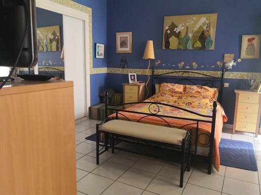 Compra: Vivenda (33130)