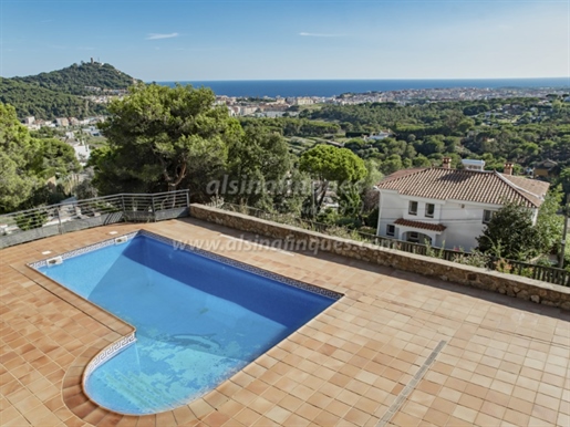 Vivez votre rêve face à la mer : exclusivité et beauté à deux pas de Blanes.