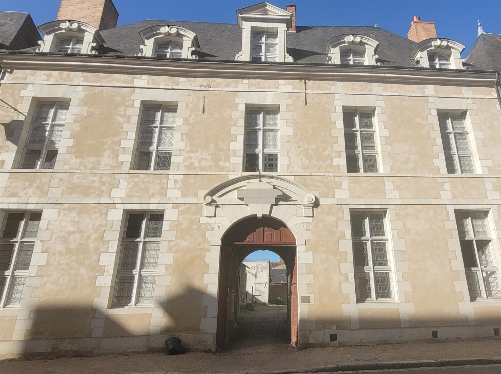 Appartement En Rdc - 1 Chambre - Vendu Sans Locataire