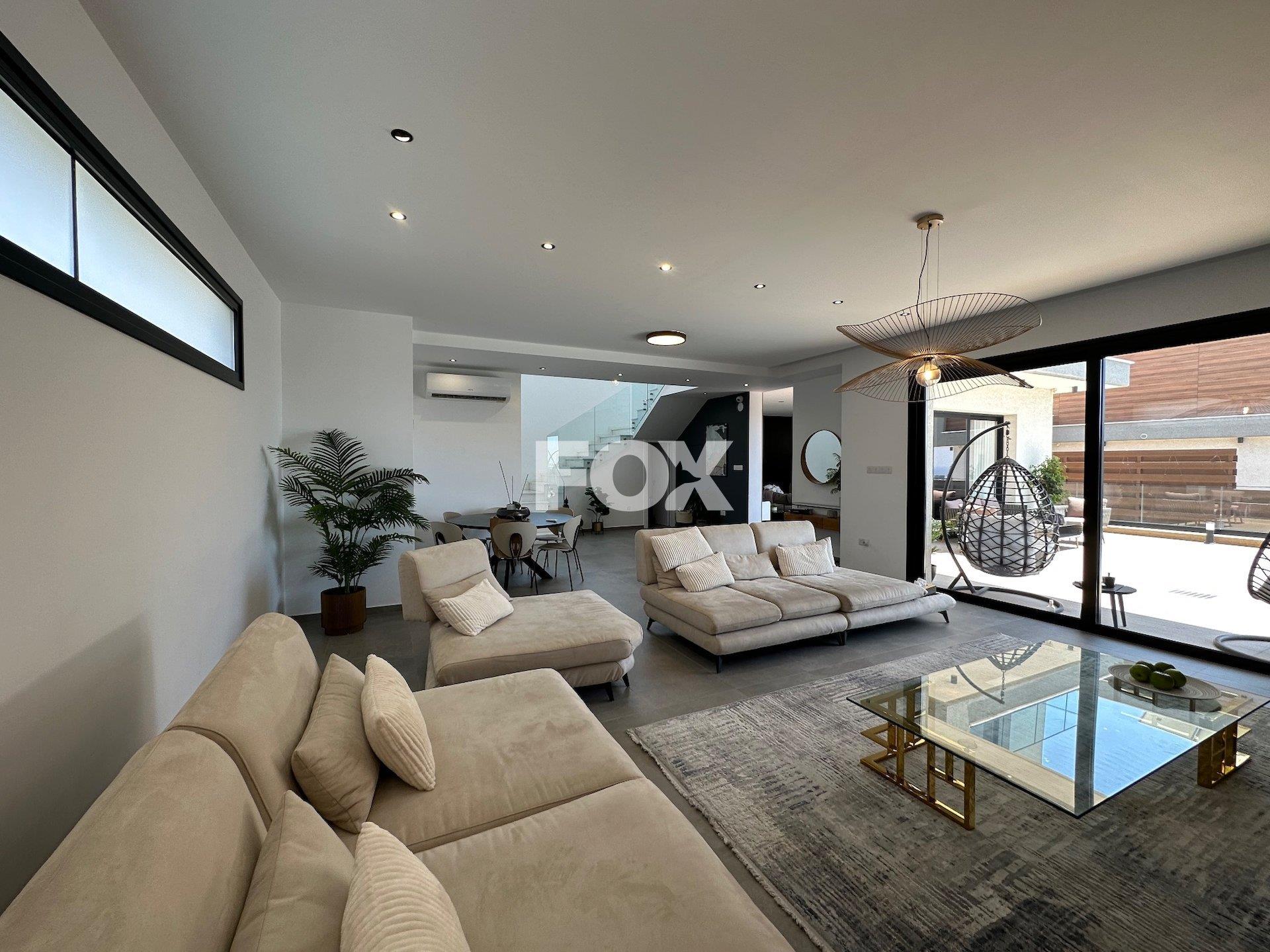 Lovely Modern Villa In Prime Location Ready To Move In With