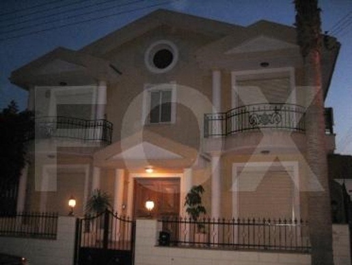 Maison de 5 chambres à vendre à Agios Athanasios Limassol Chypre
