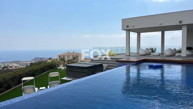 Outstanding villa with panoramic unobstructed seaview for sa