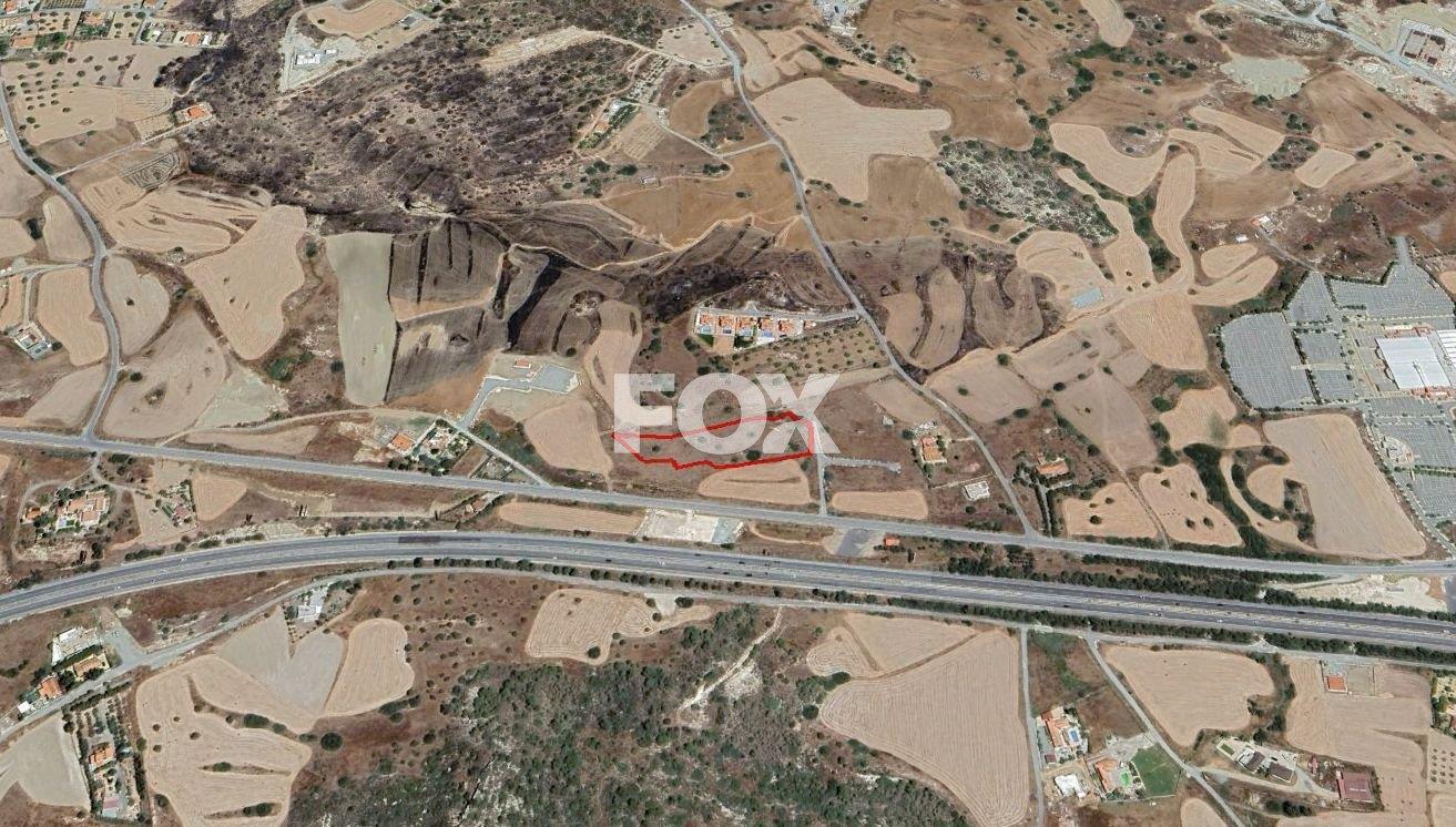 Residential Field for sale in Monagroulli