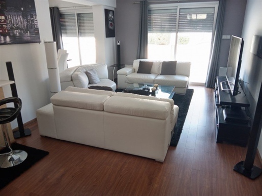 Appartement de 2 chambres à vendre à Agia Fylaxs, Limassol, Chypre