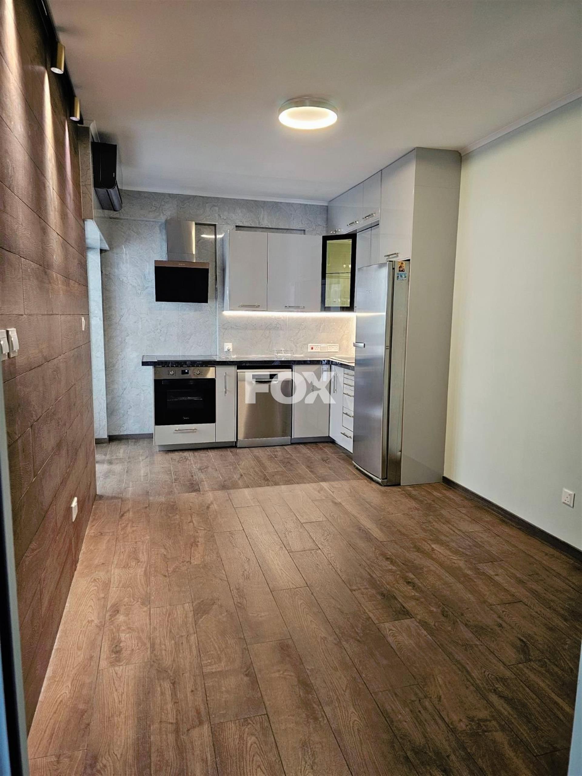 Three-Bedroom Apartment for sale in Neapoli: Renovated, 300m