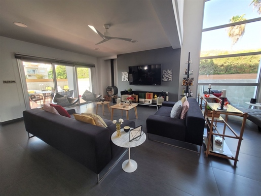 Luxury-Spacious-Modern Design Four Bedroom Detached House Wi