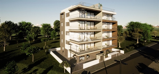 Brand New-Modern Design Two Bedroom Apartment Walking Distan