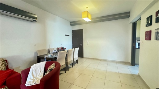 Appartement confortable de deux chambres à vendre à Kato Polemidia, Limas