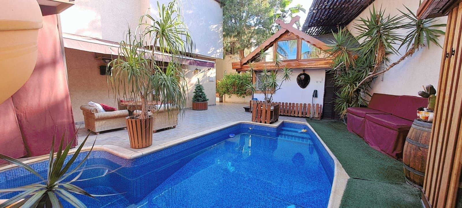 Four bedroom plus one house for sale in Agia Fyla, Limassol