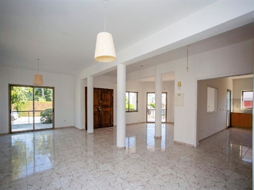 Six bedroom house for sale in Episkopi, Limassol