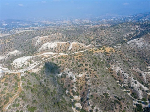 Terrains à vendre à Pentakomo, Limassol, Chypre