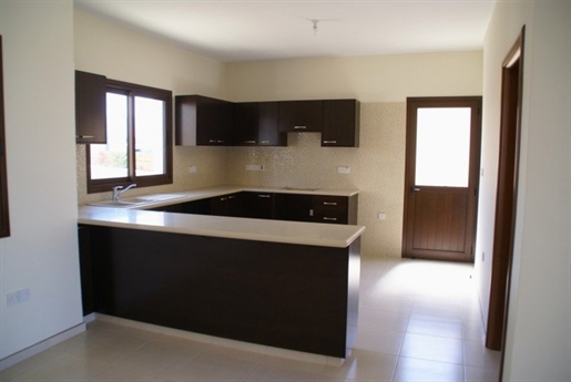 Maison de 2 chambres à vendre à Monagroulli, Limassol, Chypre