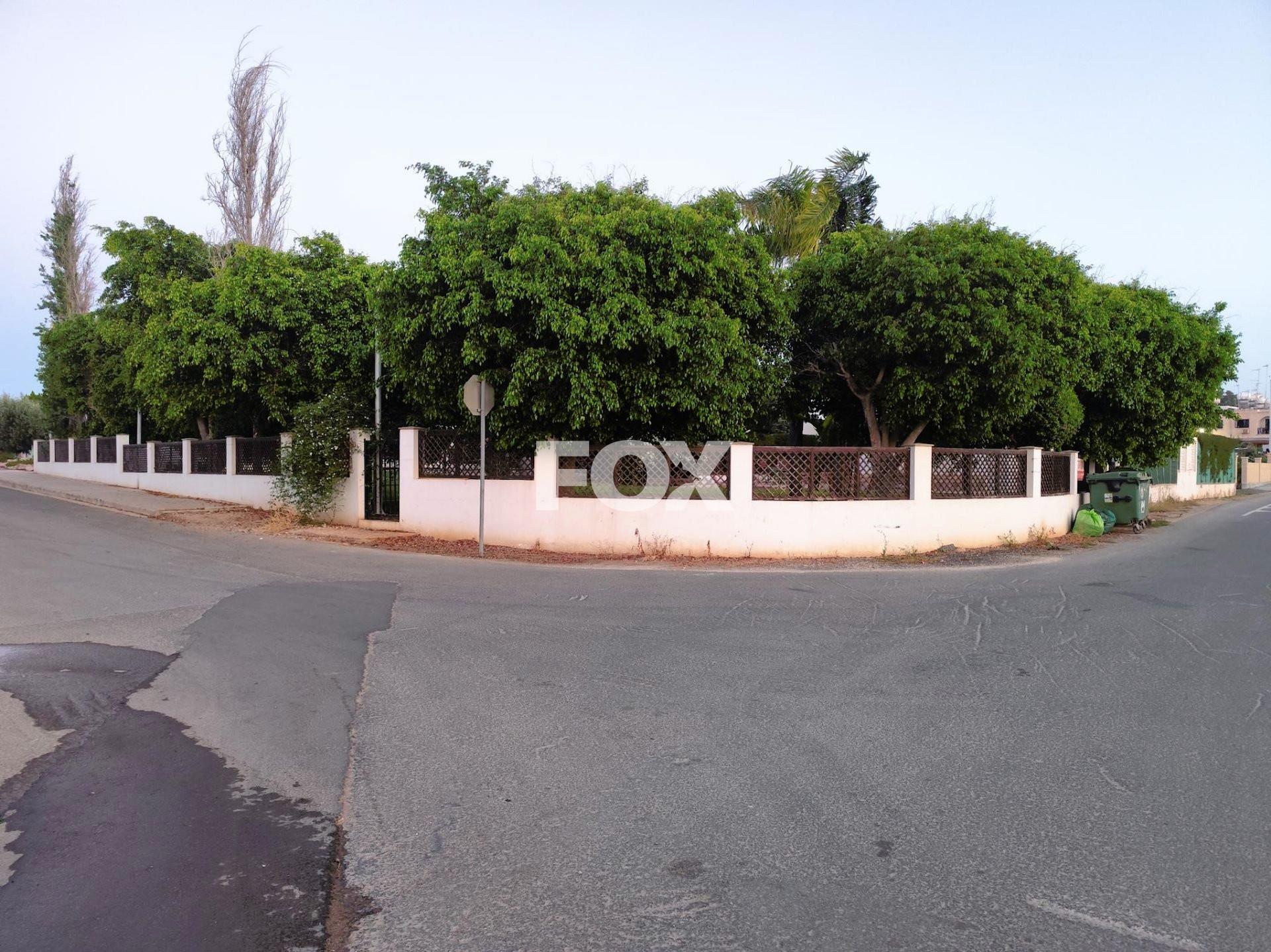 Three bedroom house (plus another one bedroom) for sale in K