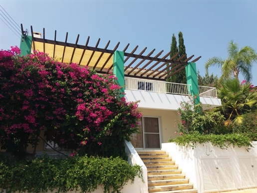 Maison de 2 chambres à vendre à Neo Chorio Pafou Paphos Chypre