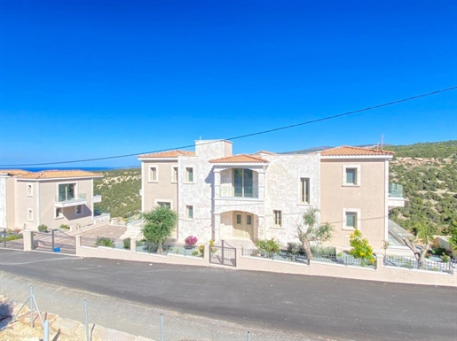 Maison de 6 chambres à vendre à Pegeia, Paphos, Chypre