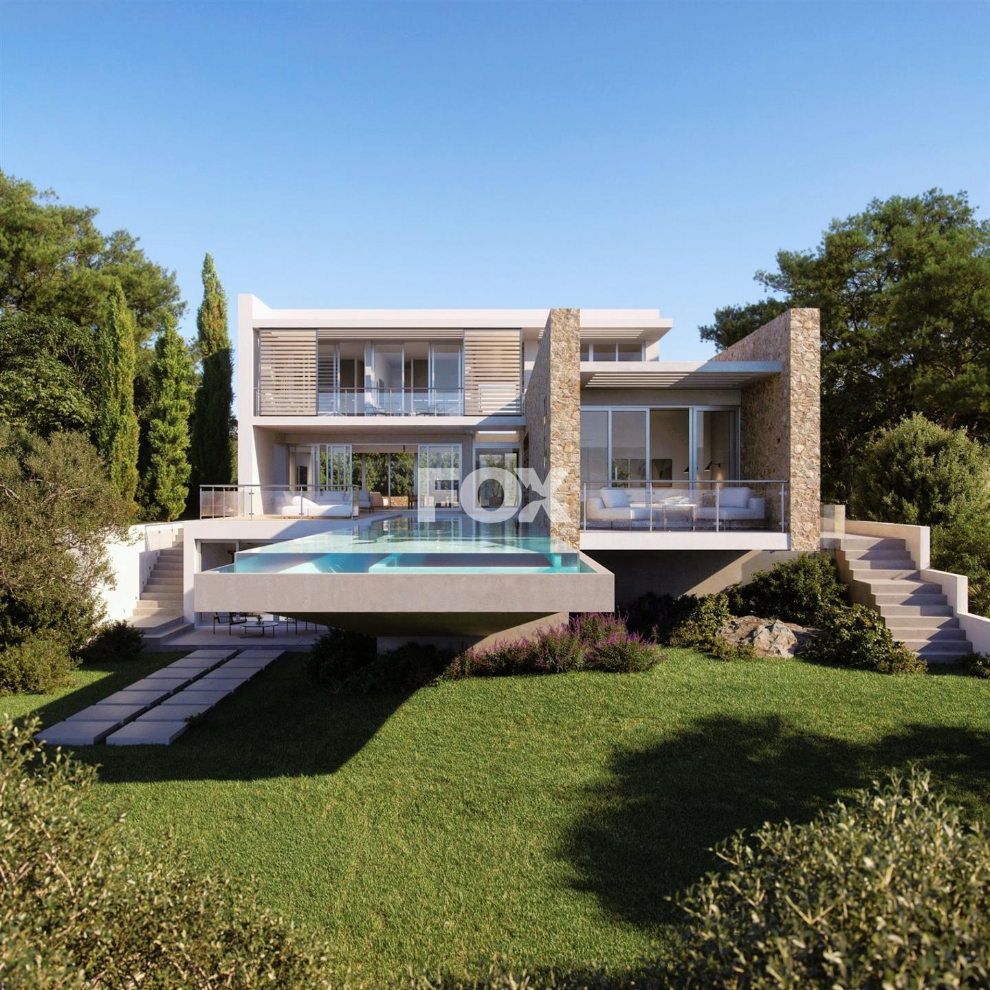 Luxury 4-bedroom Villa