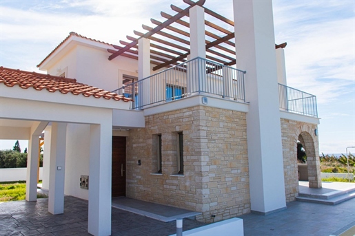 Three Bed House in Pegeia, Paphos