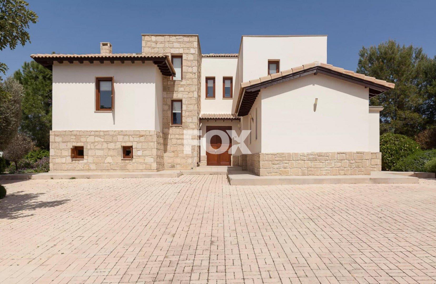 Five bedroom House For Sale In Aphrodite Hills Paphos