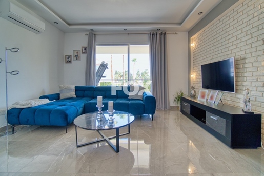 Two bedroom elegant apartment in Chloraka