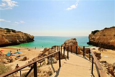 Construye la casa de tus sueños en el mejor lugar del Algarve
