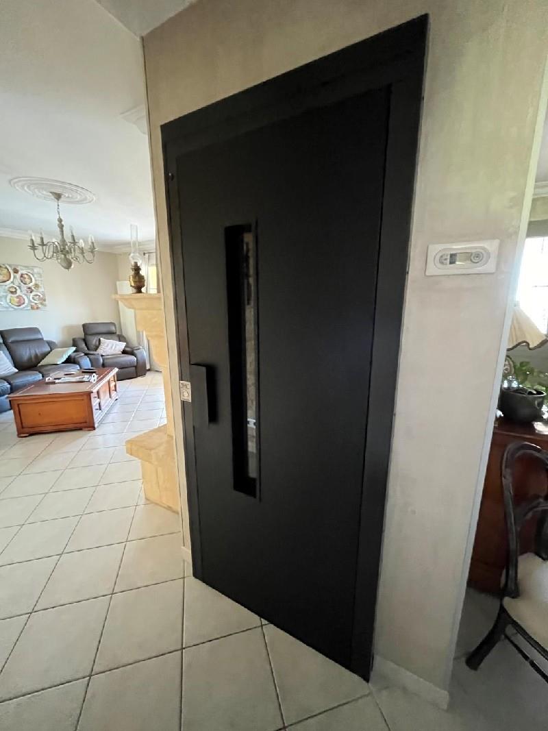 Purchase: House (24250)