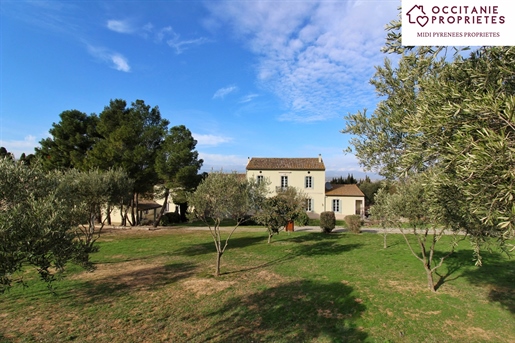 Exceptional property with income potential on the banks of the Canal du Midi