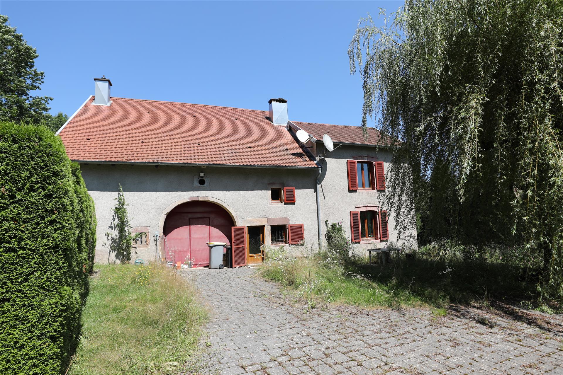 Ferme rénovée dans un bel endroit isolé et panoramique