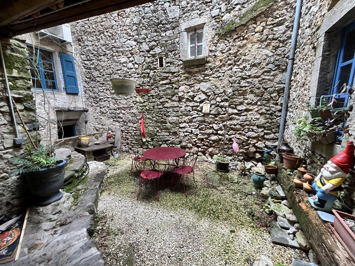 Maison de village