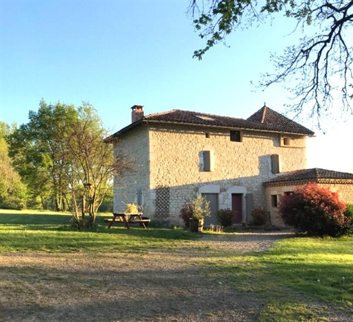 Sale Country house 190 m² in Gaillac 419 000 €