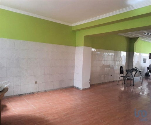 Shop / Commercial Establishment with 1 Rooms in Águas Livres with 77,00 m²