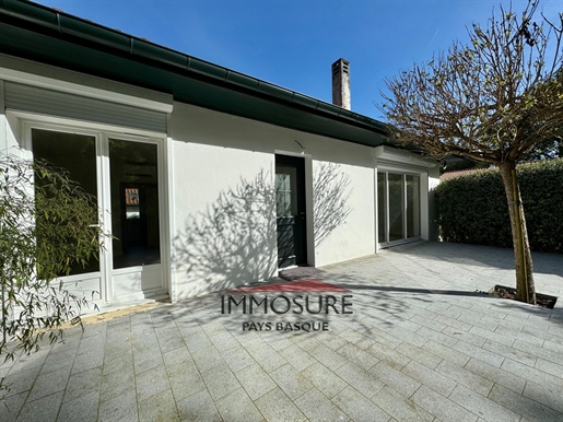 Ciboure house T5 completely renovated close to the golf course