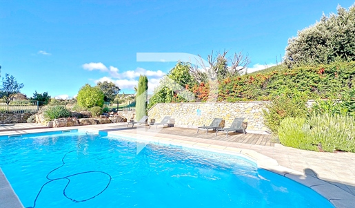 Villa Type 4 Dans Copropriete Avec Terrasse Piscine Jardin Et Garage