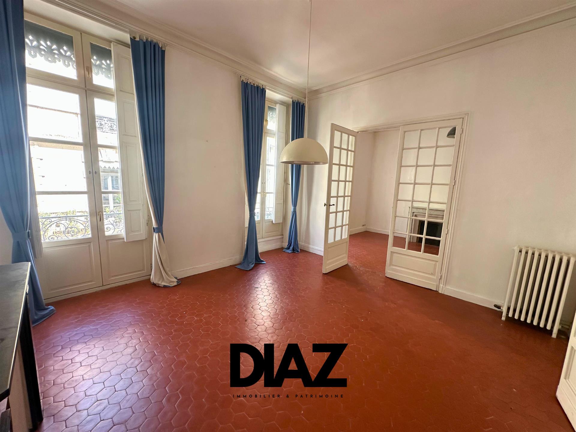Appartement à vendre, 142m², Nîmes