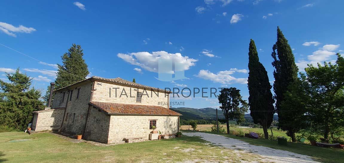 Rustic farmhouse in Mantignana