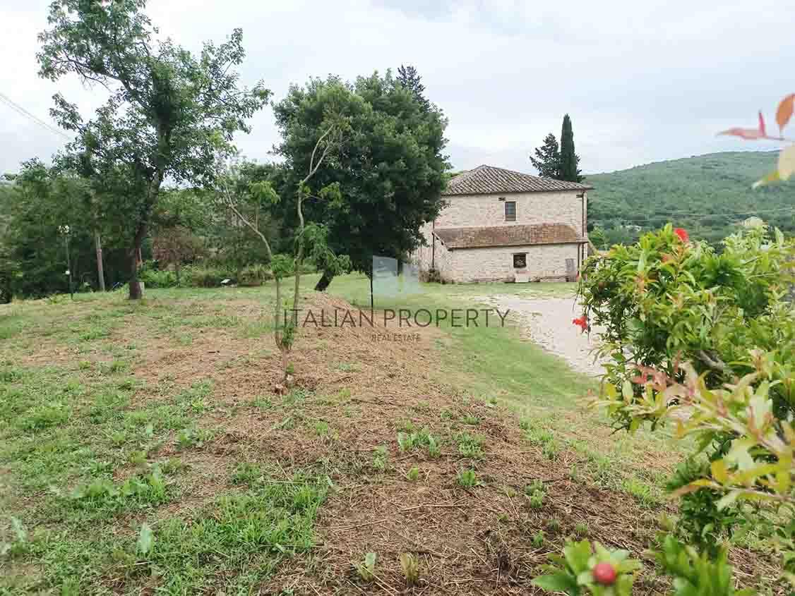 Rustic farmhouse in Mantignana