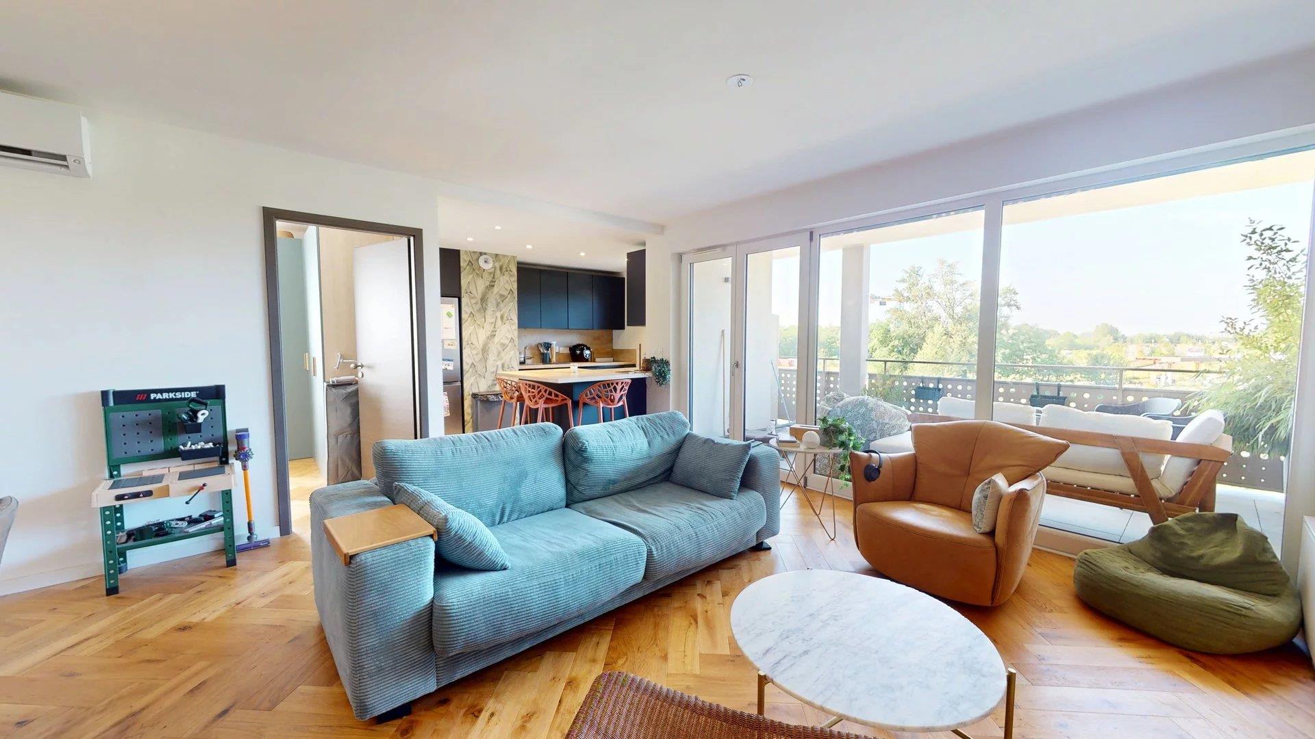 For sale – 4-room family apartment – Coop Strasbourg eco-district