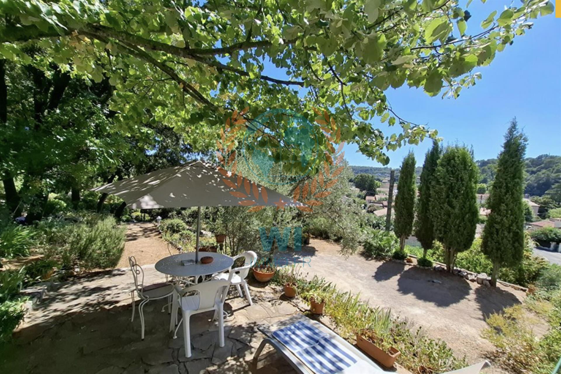 Maison à vendre, 155m², Trans-en-Provence